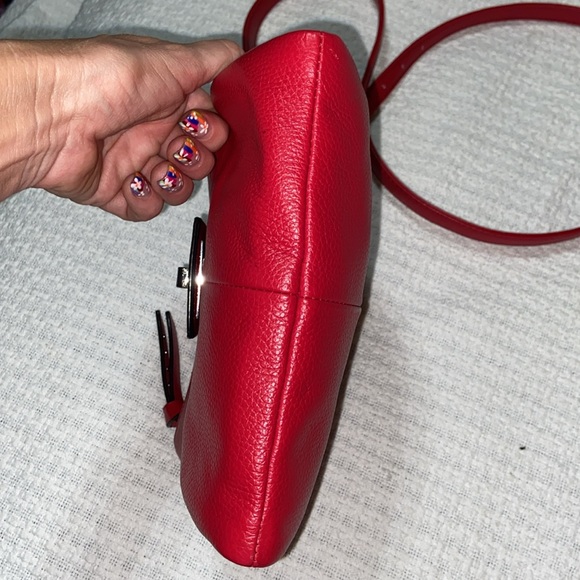 Like new Tignanello Crossbody Turnlock Bag - Picture 16 of 16